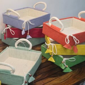 Collapsible jute baskets